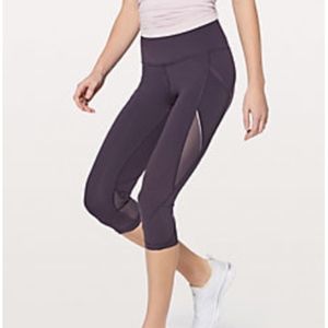 Lulu lemon Fast as light crop 19" size 10